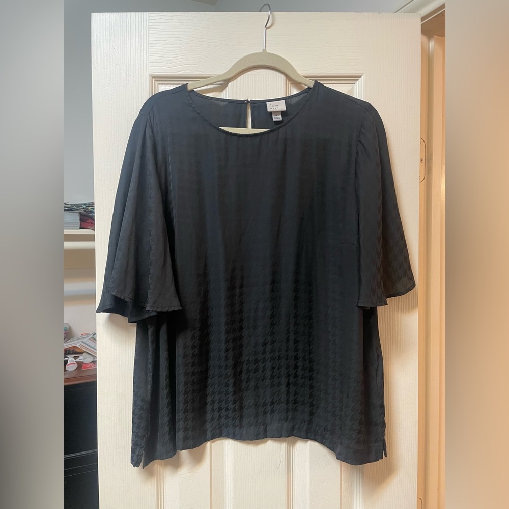 “A New Day” bluish/black houndstooth print short sleeve work shirt